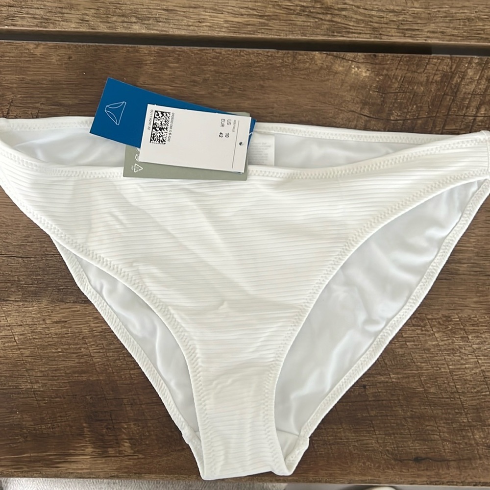 H&M white textured bikini bottom NWT size 10